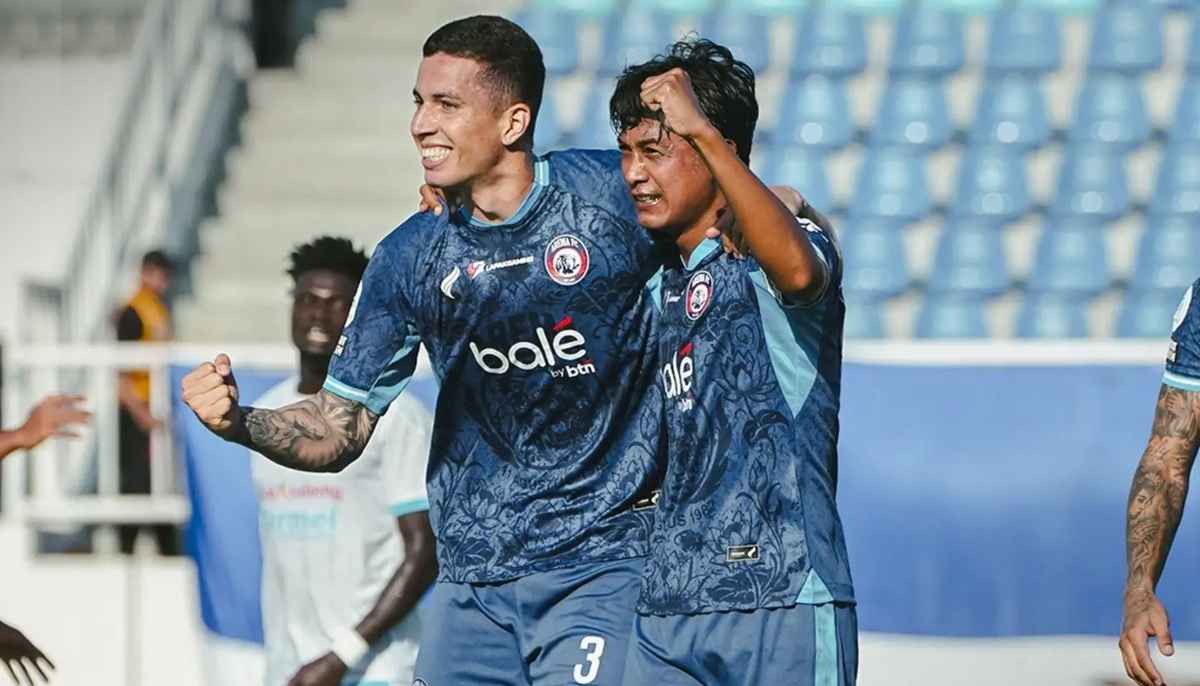 Arema Memimpin 3-0 atas Isenmulang Kalteng FC di Paruh Pertama