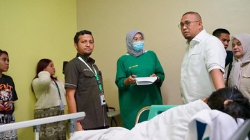 Andre Rosiade Serahkan Bantuan Biaya Pengobatan untuk Diva, Anak 9 Tahun Penderita Penyakit Jantung