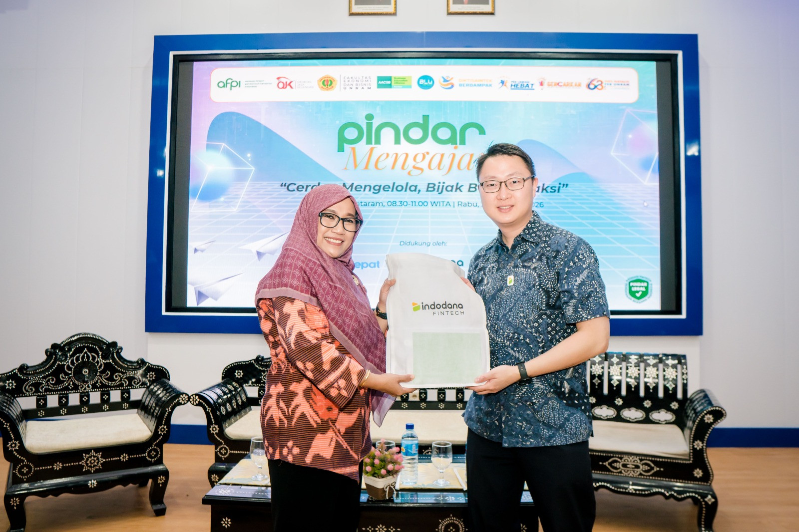 Indodana Gelar Literasi Keuangan ‘Pindar Mengajar’ di Universitas Mataram