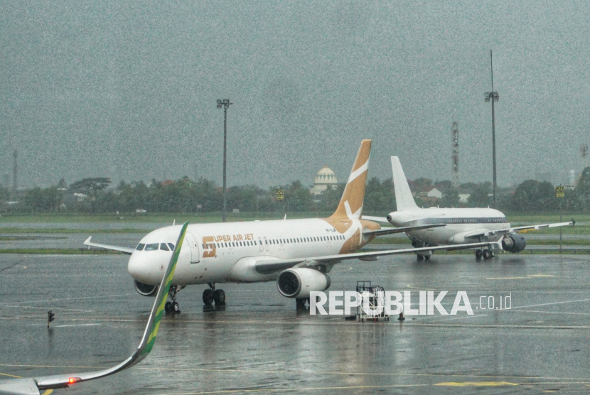 Kemenhub Menyesuaikan Komponen Biaya Penerbangan Setelah Avtur Naik 6,5%
