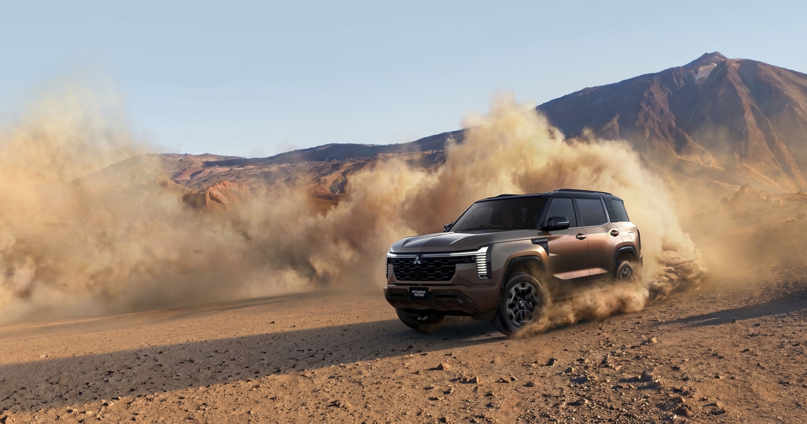 Pajero 2026 Meluncur sebagai SUV Boxy 7-penumpang, Saingan Langsung Land Cruiser